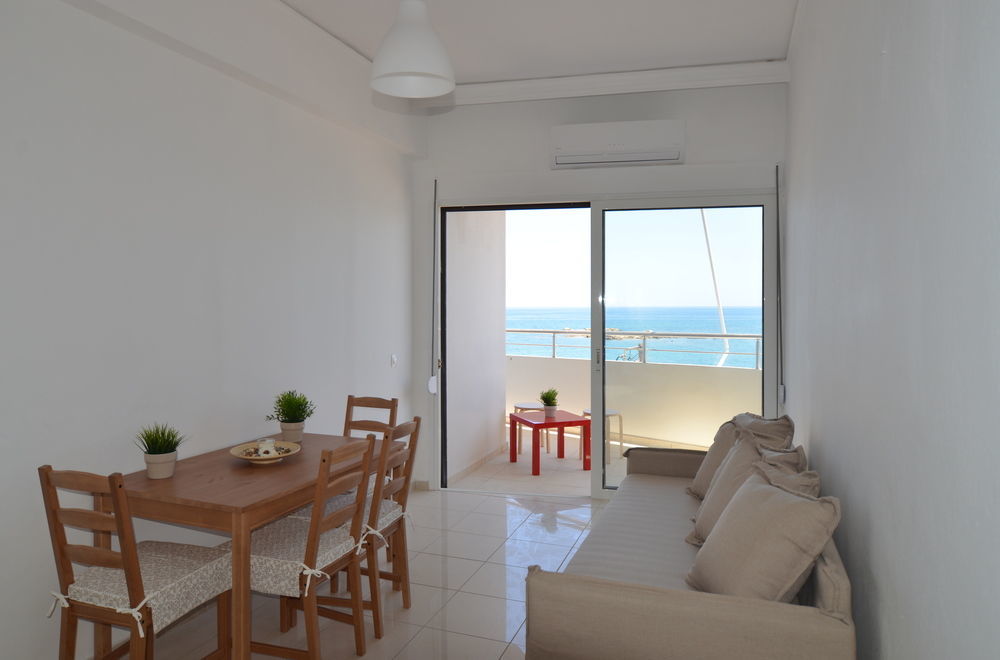 Kalamaki Apartments ภายนอก รูปภาพ